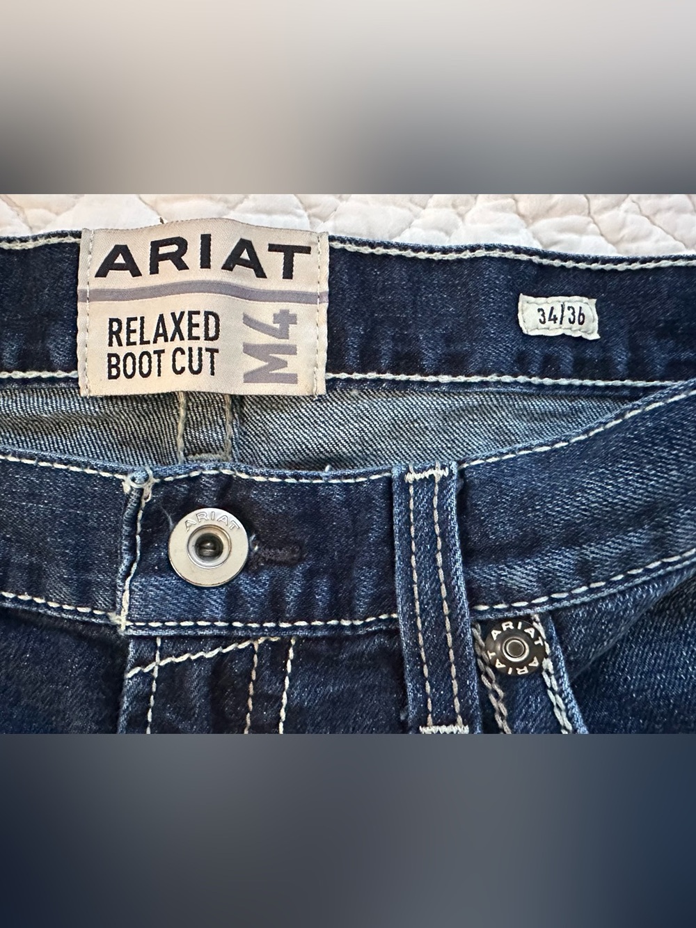 Men’s Ariat M4 Relaxed Boot Cut Jeans~(Length has been altered) - Picture 5 of 7